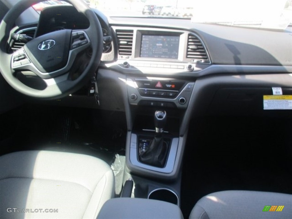 2017 Elantra SE - Silver / Gray photo #16