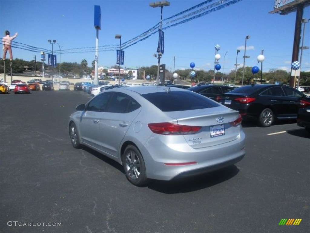 2017 Elantra SE - Silver / Gray photo #7