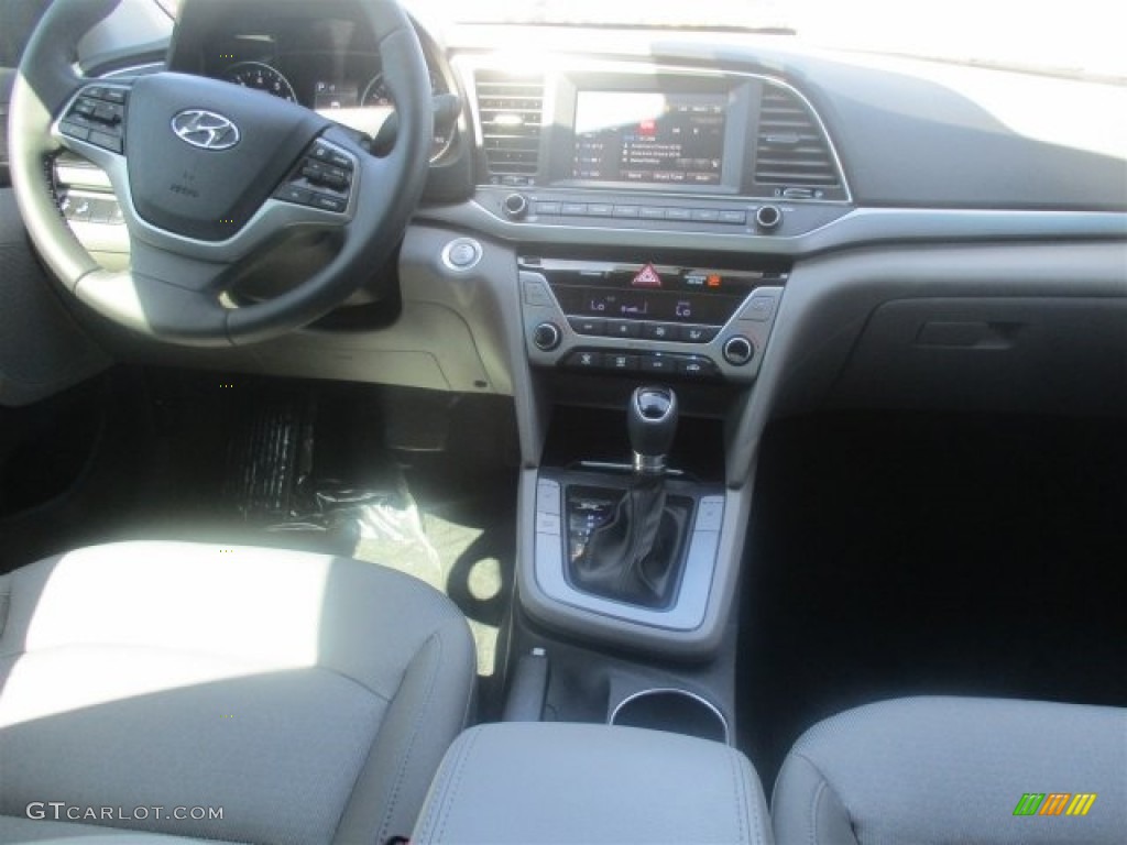 2017 Elantra SE - Silver / Gray photo #15