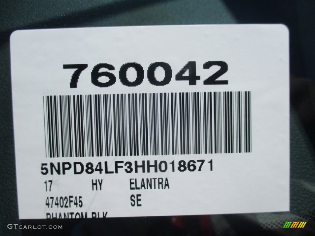 2017 Elantra SE - Black / Beige photo #3
