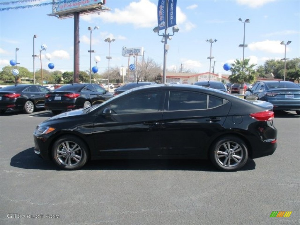 2017 Elantra SE - Black / Beige photo #7