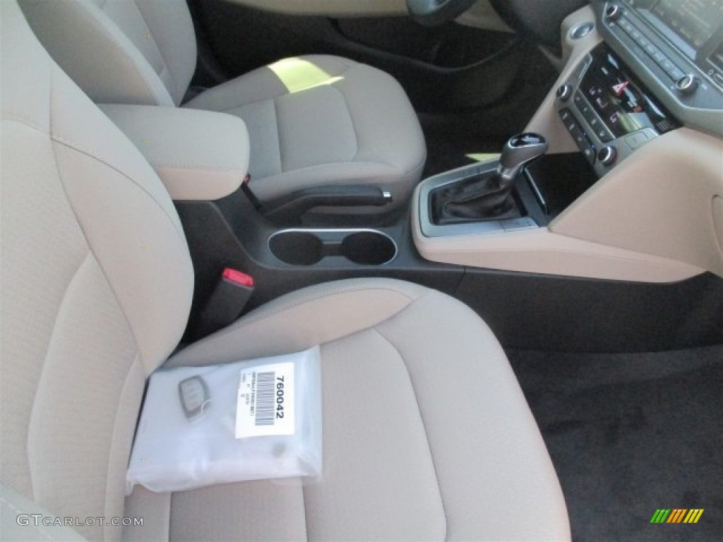 2017 Elantra SE - Black / Beige photo #13