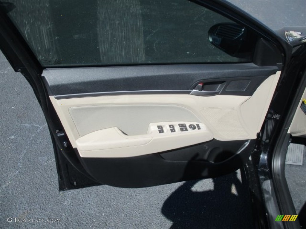 2017 Elantra SE - Black / Beige photo #20