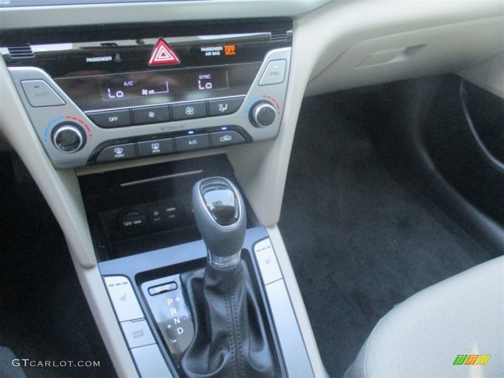 2017 Elantra SE - Black / Beige photo #22