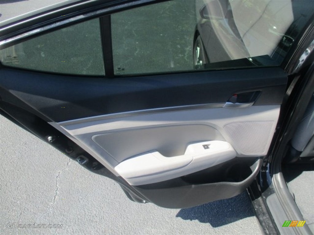 2017 Elantra SE - Black / Gray photo #19
