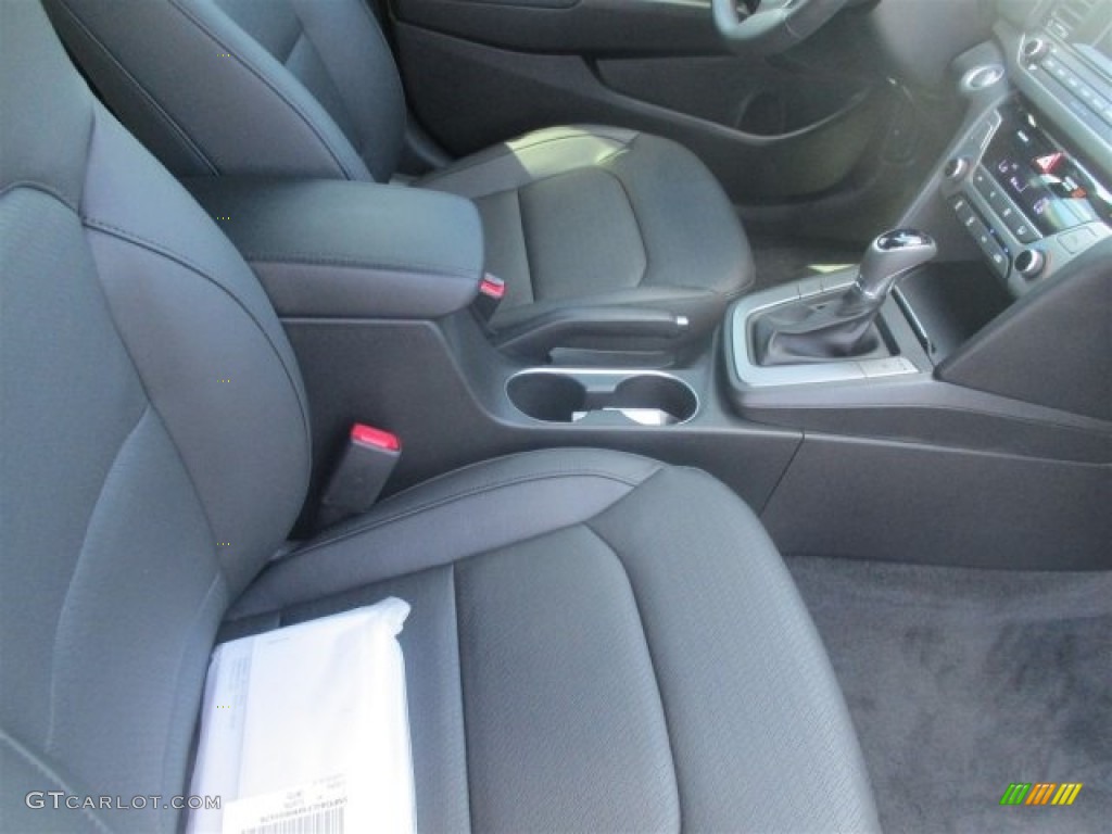 2017 Elantra Limited - Lakeside Blue / Black photo #15