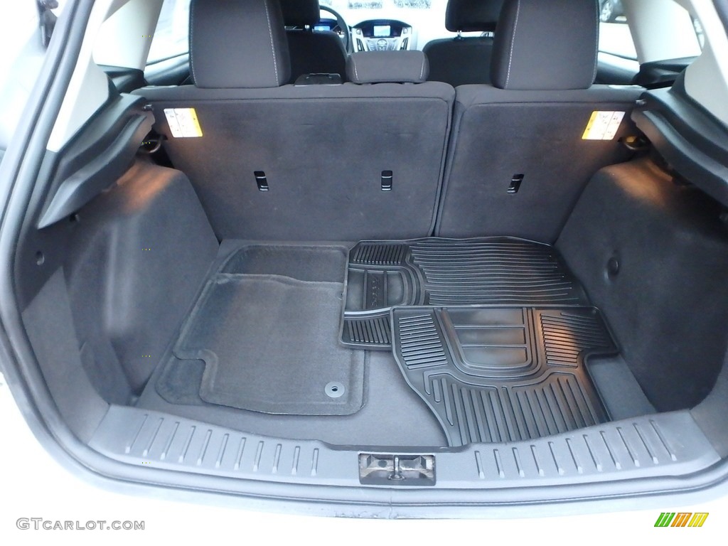 2013 Focus SE Hatchback - Ingot Silver / Charcoal Black photo #10