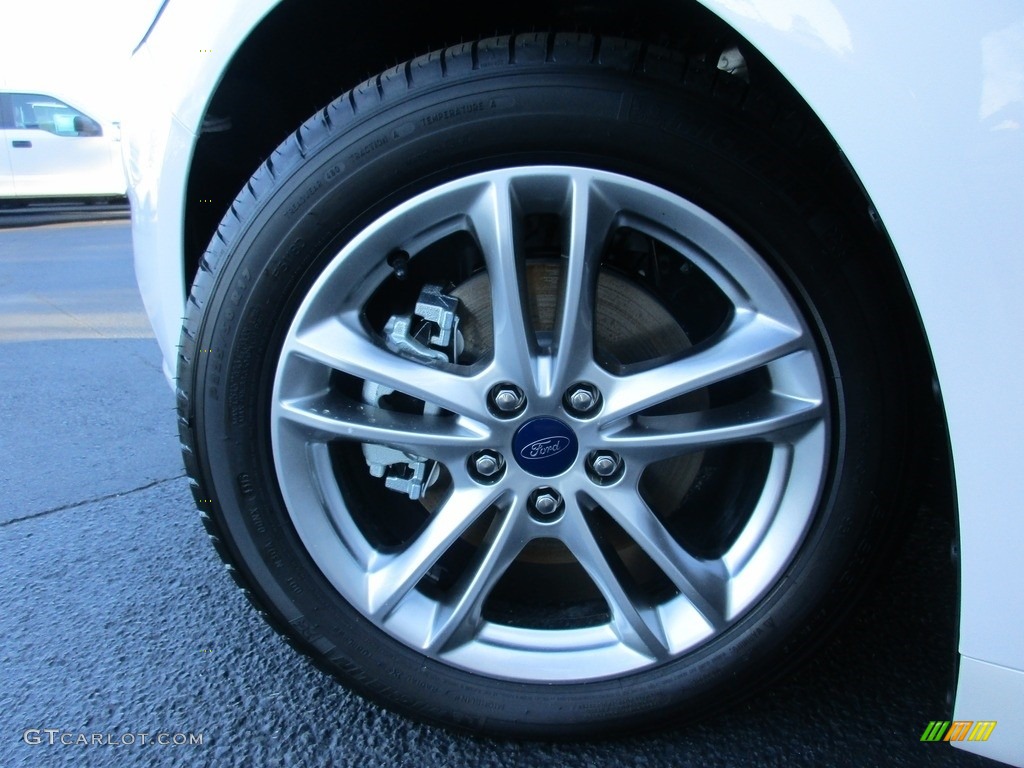 2016 Ford Fusion Hybrid SE Wheel Photos