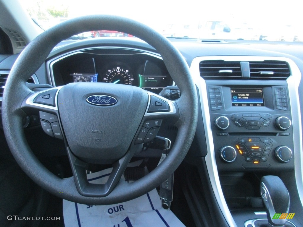 2016 Ford Fusion Hybrid S Dashboard Photos