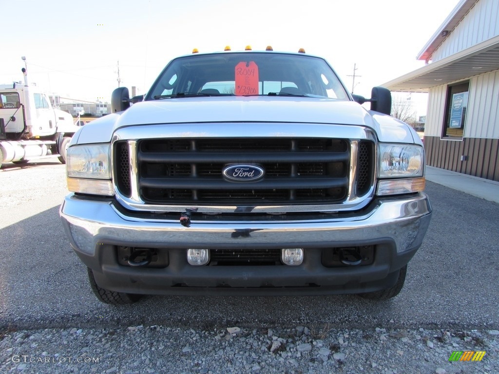 2004 F250 Super Duty XLT Crew Cab 4x4 - Oxford White / Medium Flint photo #3