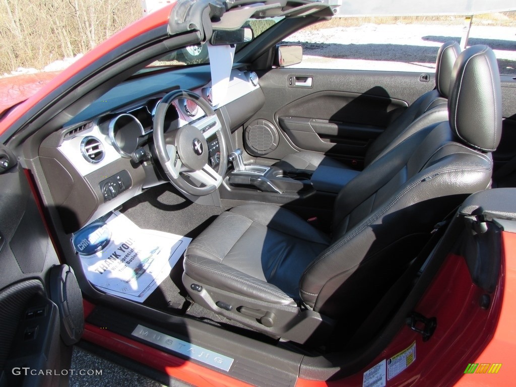 2009 Mustang V6 Convertible - Torch Red / Dark Charcoal photo #10