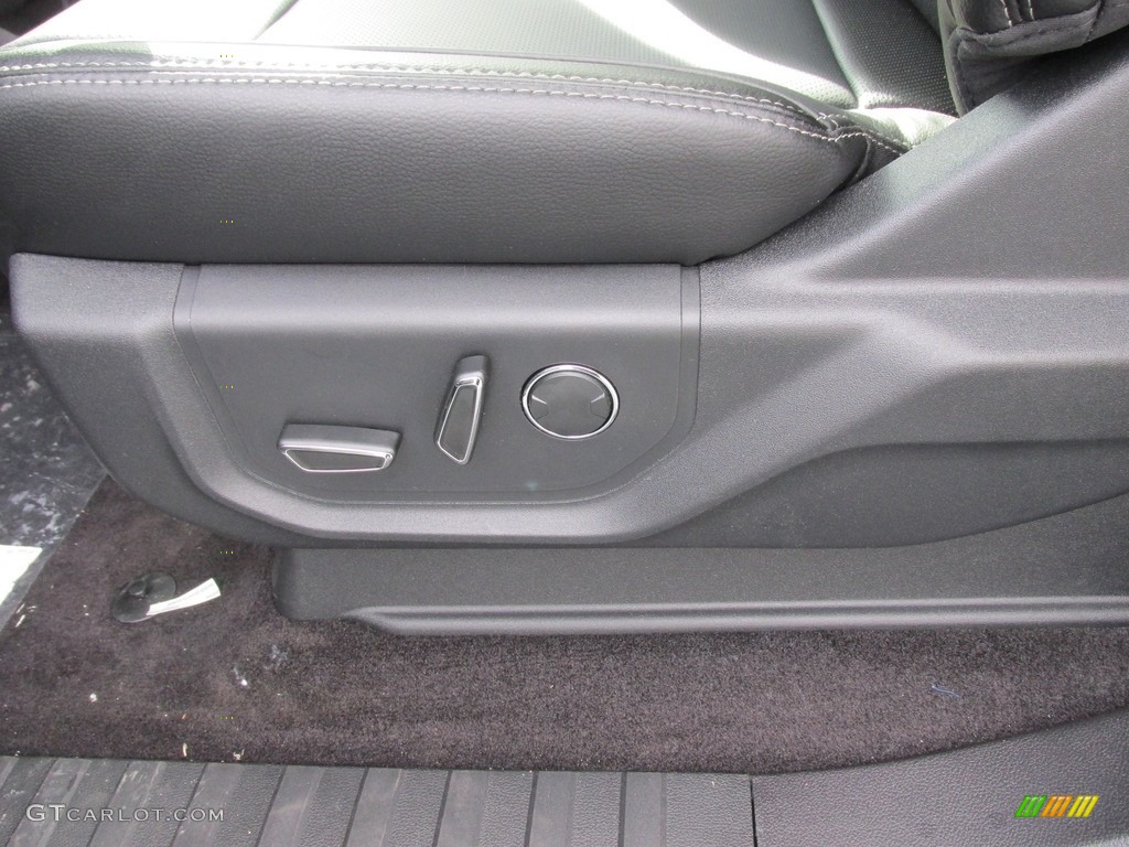 2016 F150 Lariat SuperCrew - Magnetic / Black photo #21