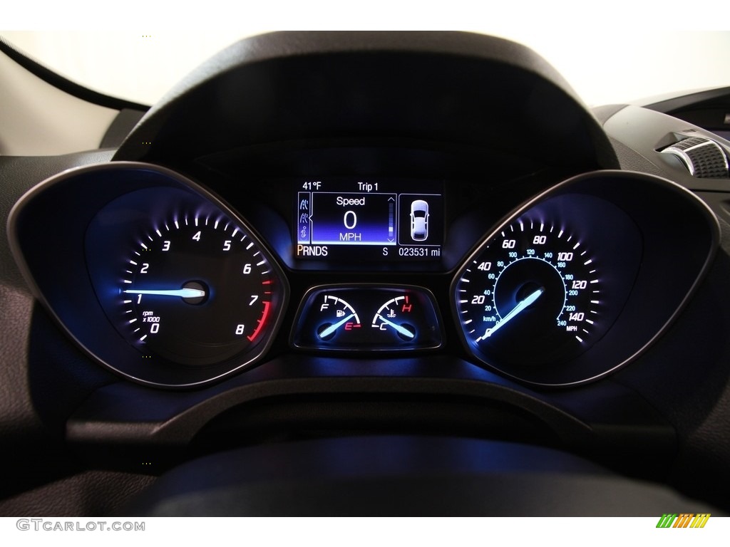 2016 Ford Escape SE 4WD Gauges Photos