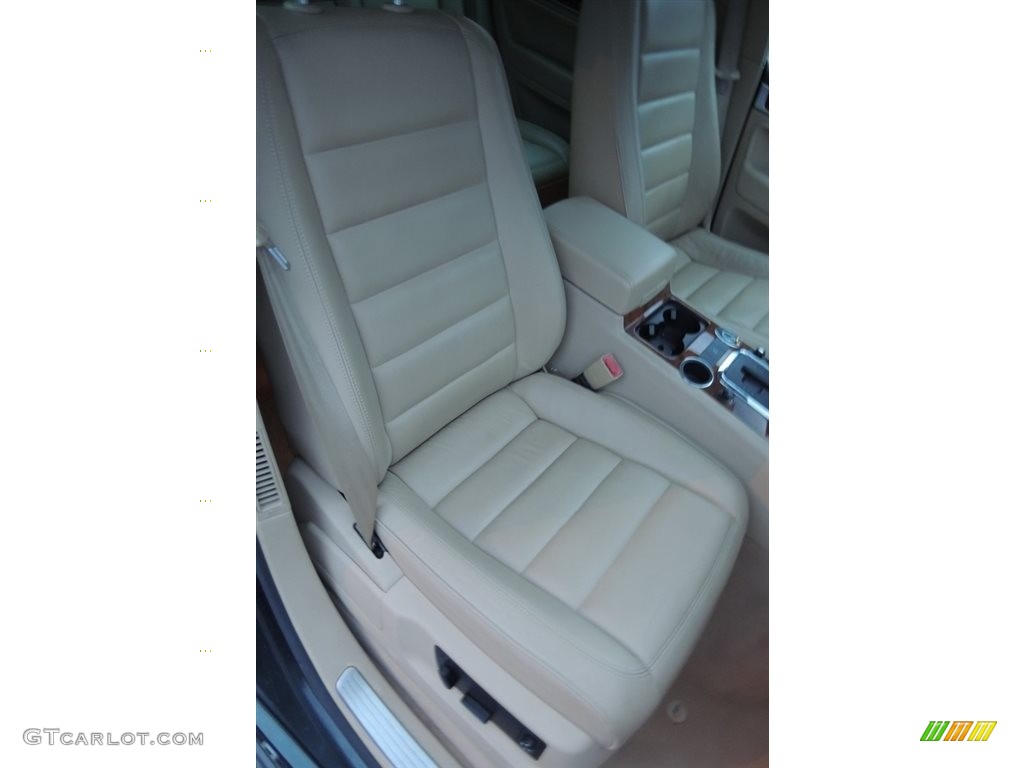 2006 Volkswagen Touareg V6 Front Seat Photo #111156745