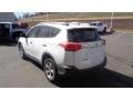 Super White - RAV4 XLE Photo No. 6