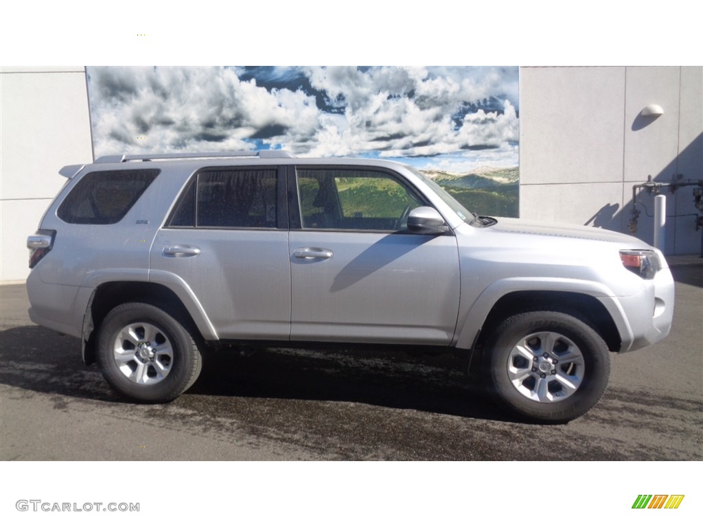 2015 4Runner SR5 4x4 - Classic Silver Metallic / Black photo #1