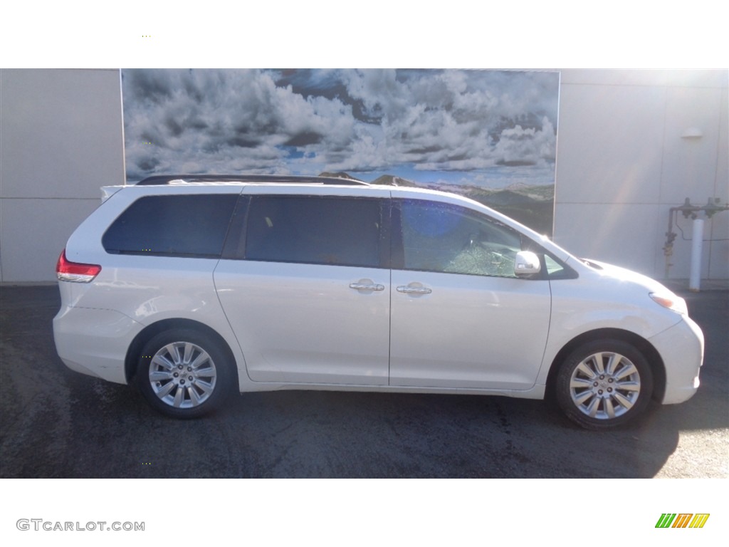 Blizzard White Pearl Toyota Sienna