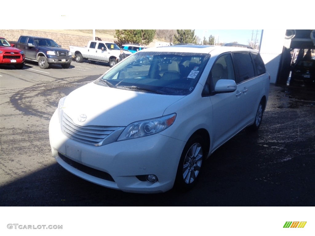 2014 Sienna Limited AWD - Blizzard White Pearl / Light Gray photo #4