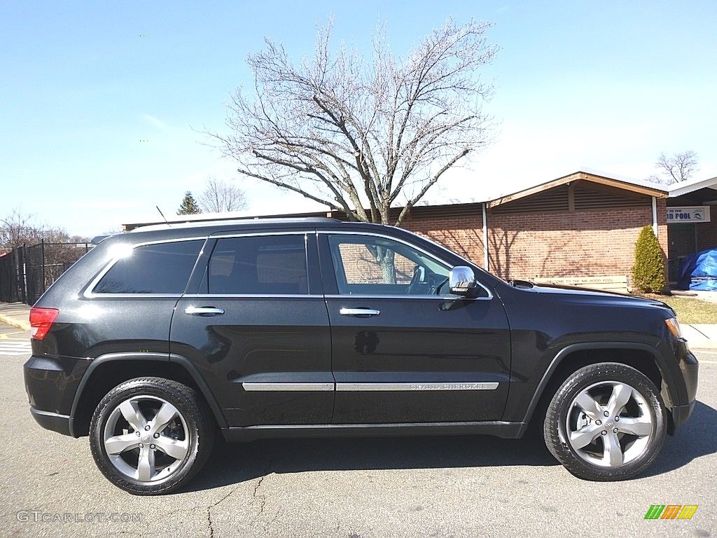 2013 Grand Cherokee Overland Summit 4x4 - Brilliant Black Crystal Pearl / New Saddle/Black photo #6