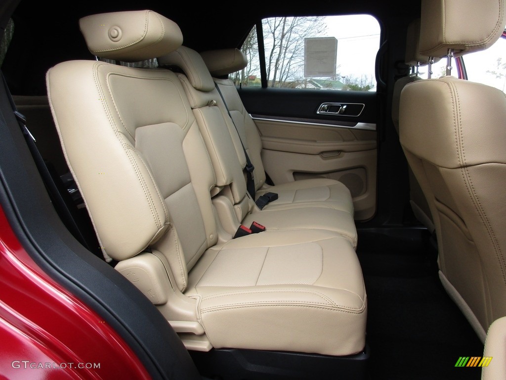 2016 Ford Explorer Limited Rear Seat Photos