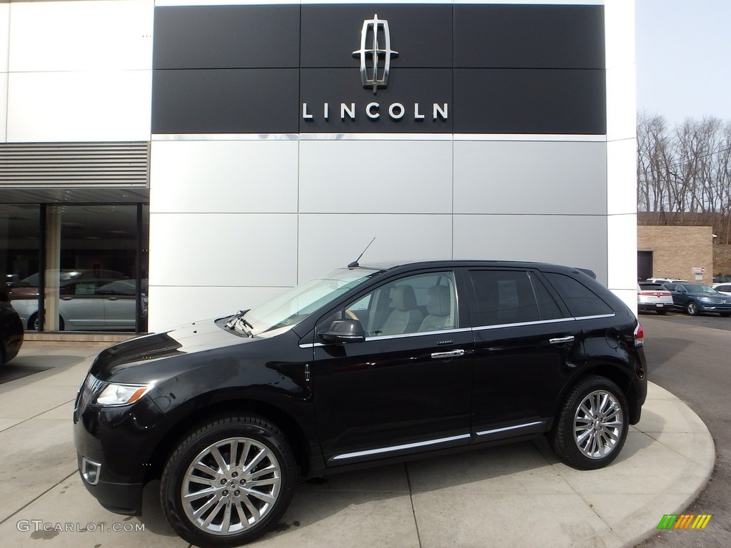 Tuxedo Black Lincoln MKX