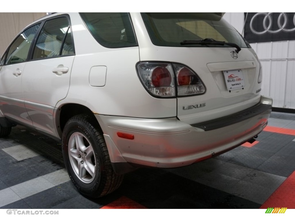 2001 RX 300 AWD - White Gold Crystal / Ivory photo #71