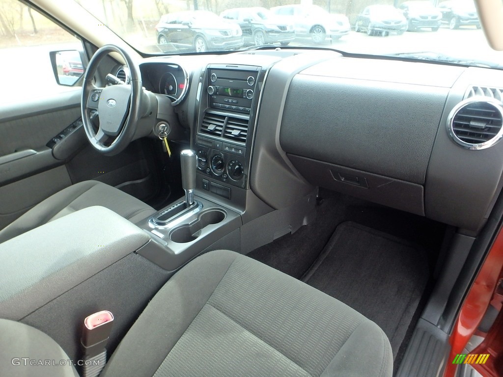 2010 Explorer XLT 4x4 - Dark Copper Metallic / Black photo #11