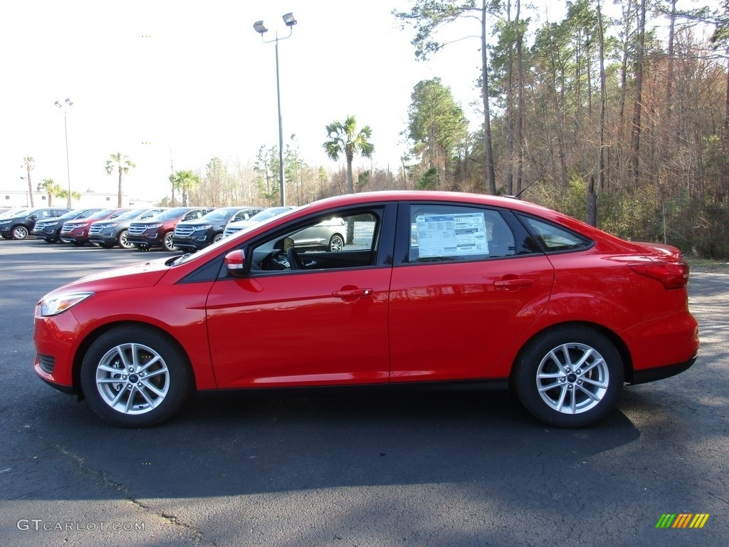 2016 Focus SE Sedan - Race Red / Charcoal Black photo #7