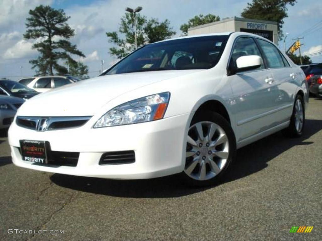 2006 Accord EX-L V6 Sedan - Taffeta White / Ivory photo #1