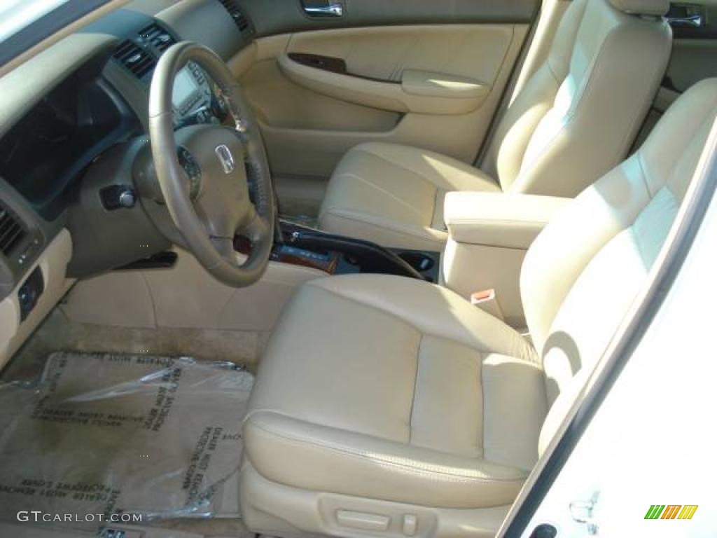 2006 Accord EX-L V6 Sedan - Taffeta White / Ivory photo #10