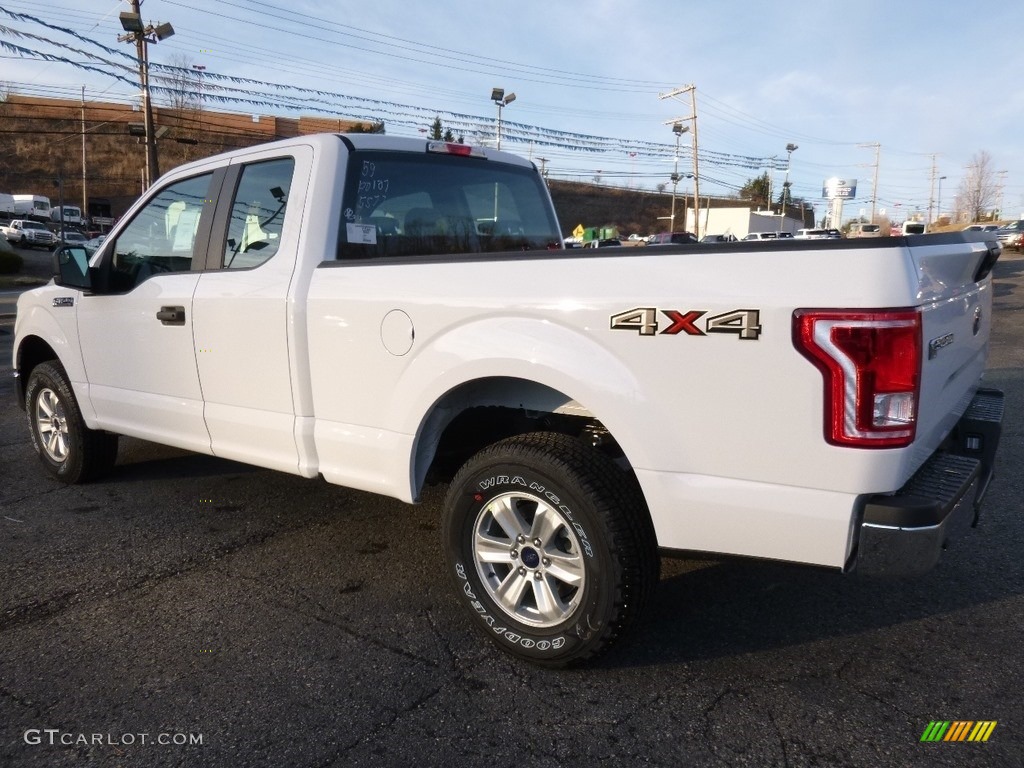 2016 F150 XL SuperCab 4x4 - Oxford White / Medium Earth Gray photo #3