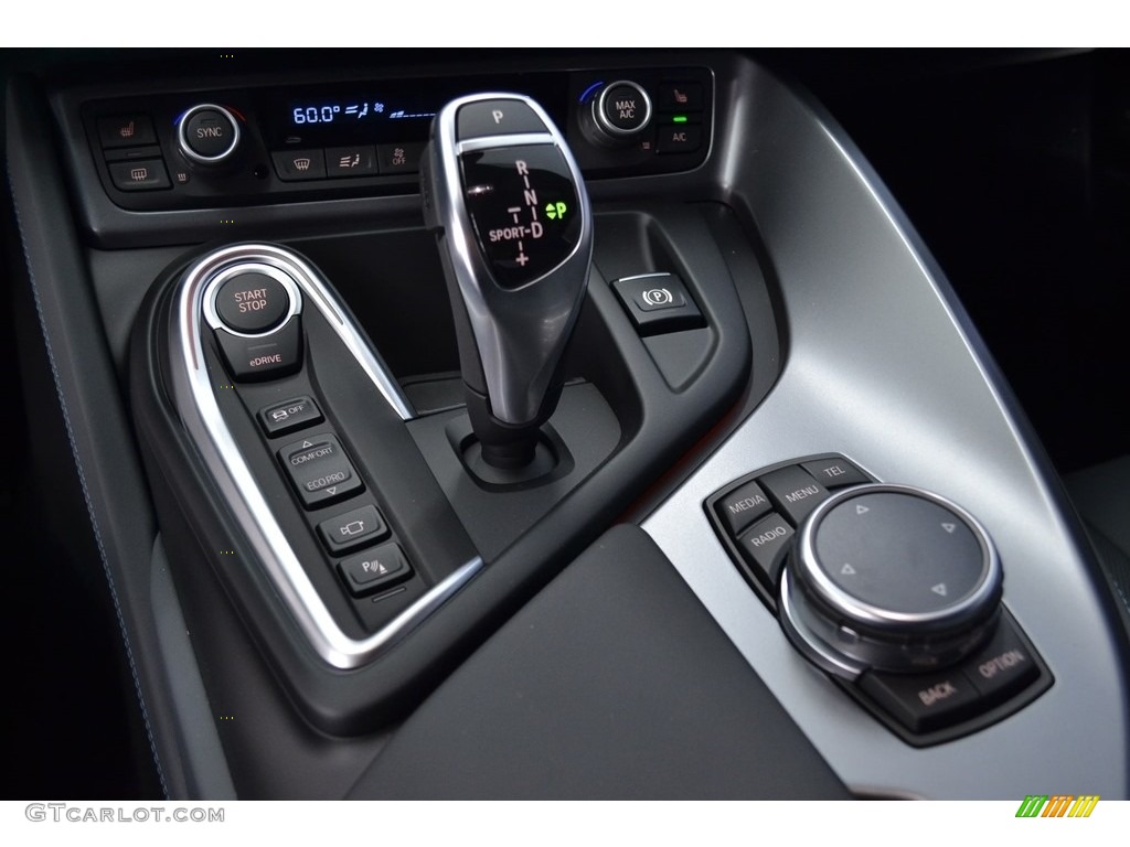 2016 BMW i8 Standard i8 Model Controls Photo #111173389
