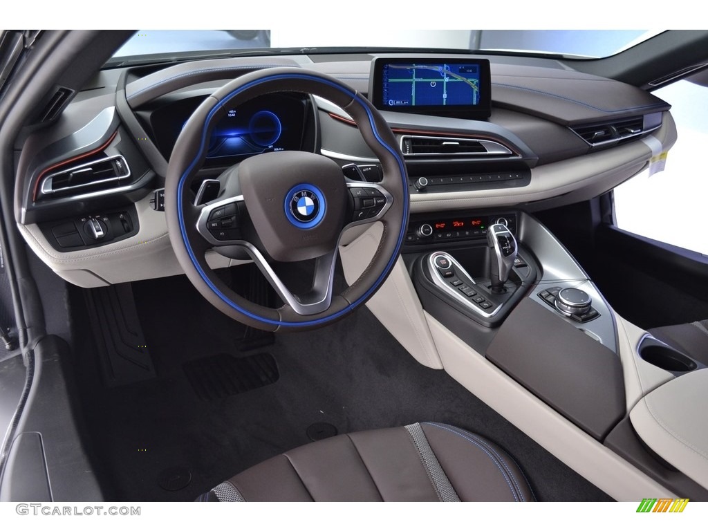 Tera Exclusive Dalbergia Brown w/ Cloth Interior 2016 BMW i8 Standard i8 Model Photo #111173617