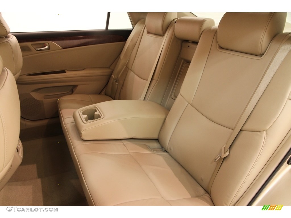 2011 Avalon Limited - Sandy Beach Metallic / Ivory photo #14
