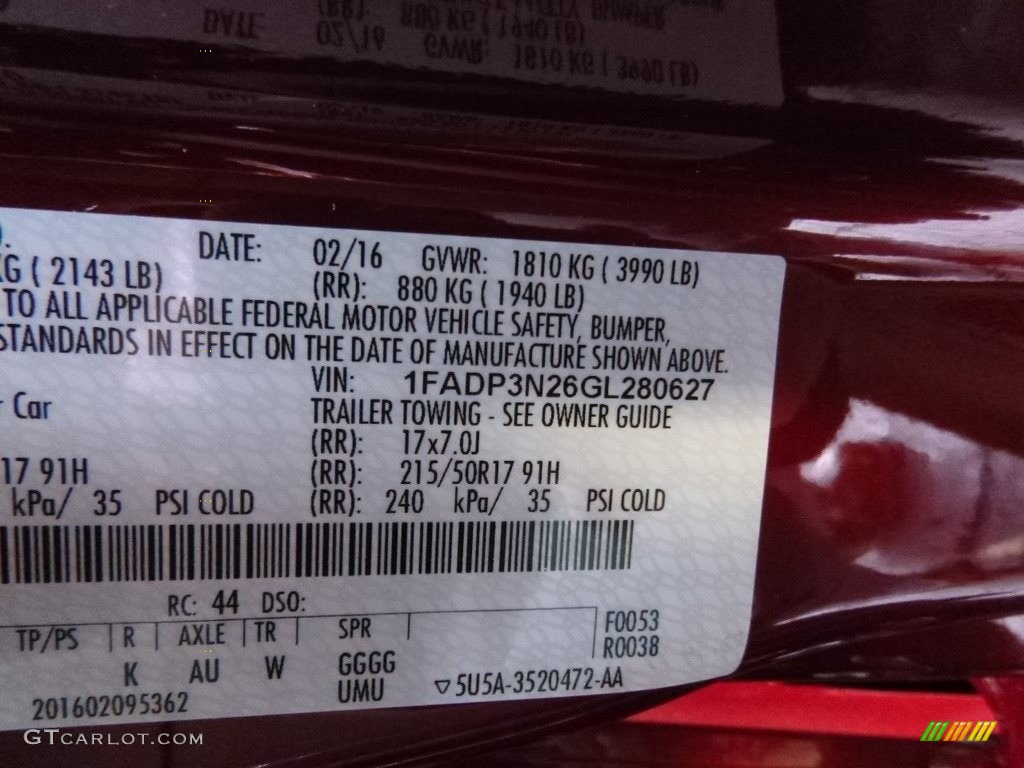 2016 Focus Titanium Hatch - Ruby Red / Charcoal Black photo #10