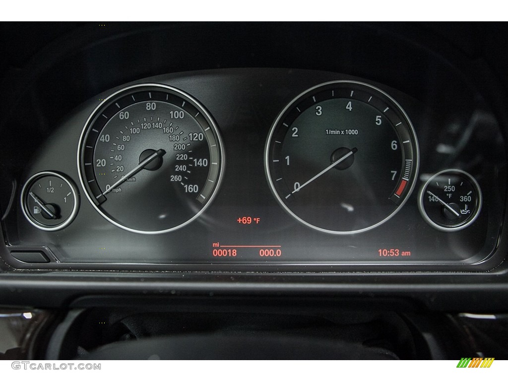 2016 BMW 5 Series 528i Sedan Gauges Photos