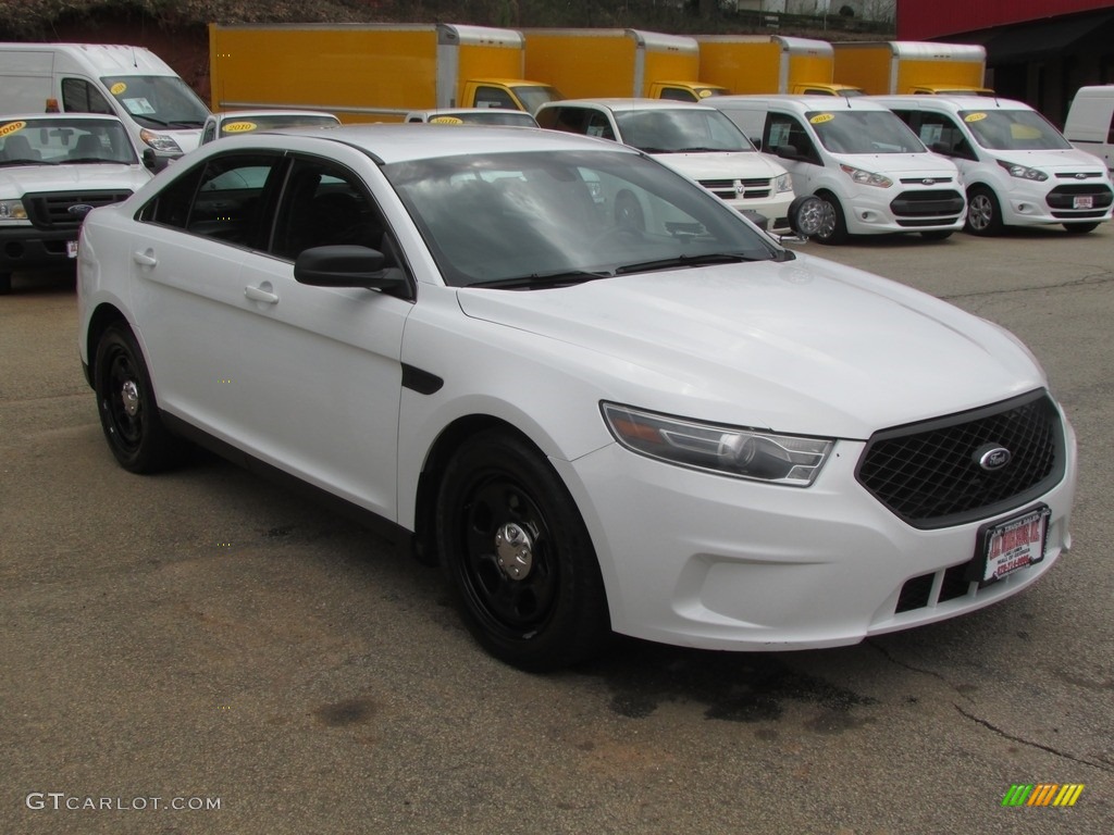 2014 Taurus Police Special SVC - Oxford White / Charcoal Black photo #3