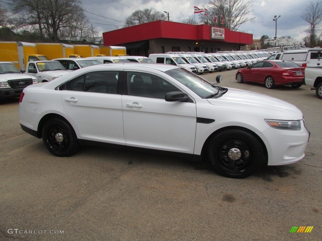 2014 Taurus Police Special SVC - Oxford White / Charcoal Black photo #4