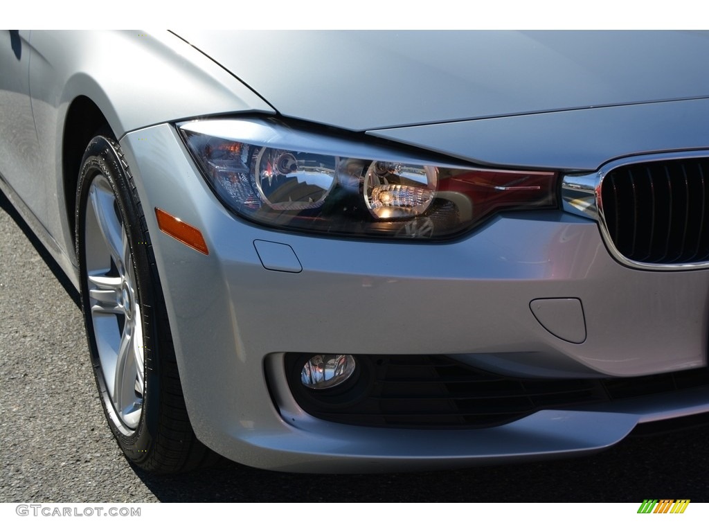 2013 3 Series 328i xDrive Sedan - Glacier Silver Metallic / Black photo #31