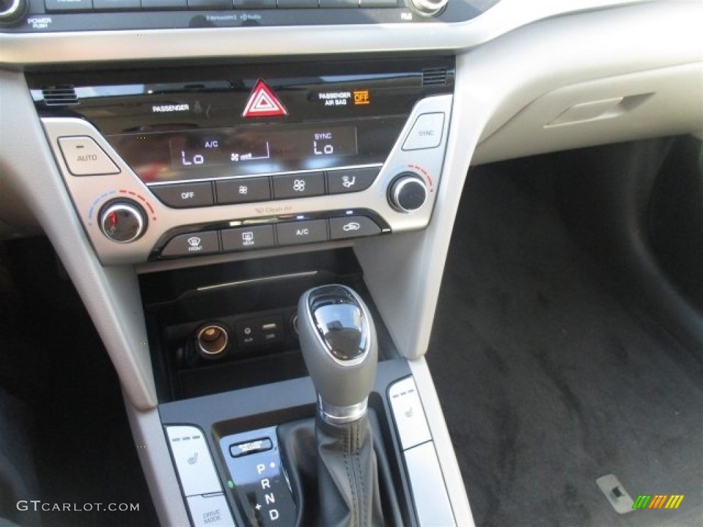 2017 Elantra Limited - Silver / Gray photo #19