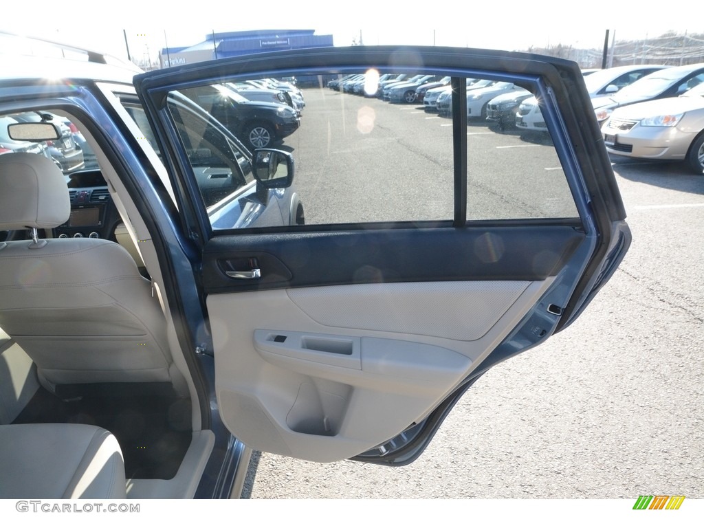 2014 XV Crosstrek 2.0i Limited - Quartz Blue Pearl / Ivory photo #20