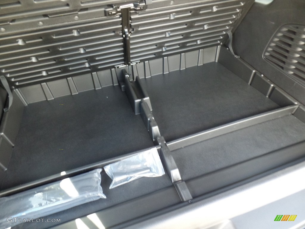 2016 Suburban LS 4WD - Black / Jet Black photo #62