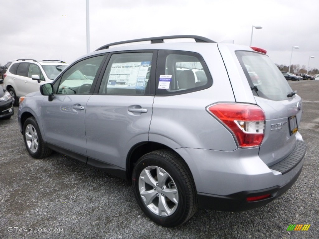 2016 Forester 2.5i - Ice Silver Metallic / Gray photo #9