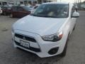 White - Outlander Sport ES Photo No. 19