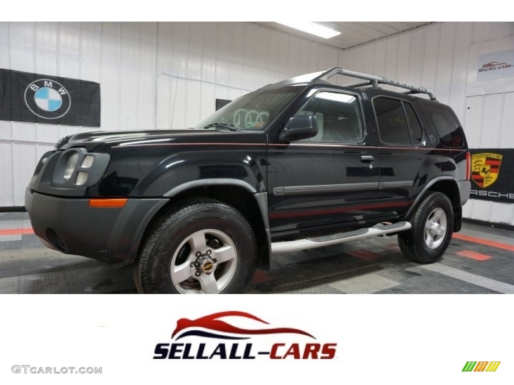 2004 Xterra XE 4x4 - Super Black / Gray photo #1