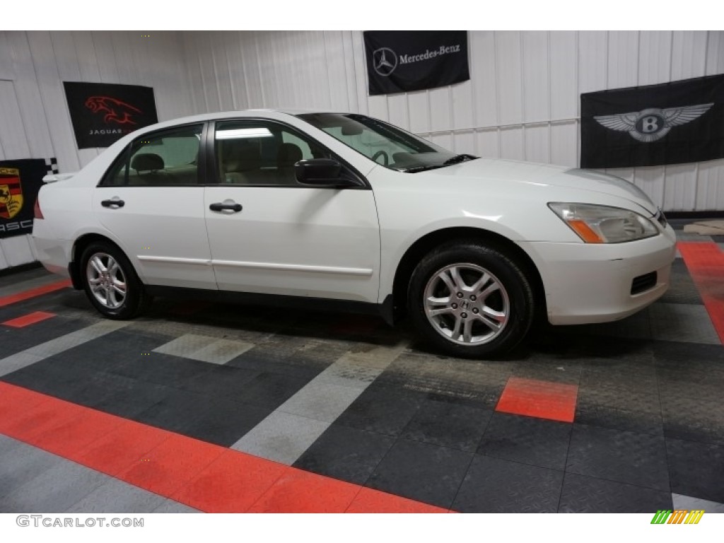 2007 Accord Value Package Sedan - Taffeta White / Gray photo #6