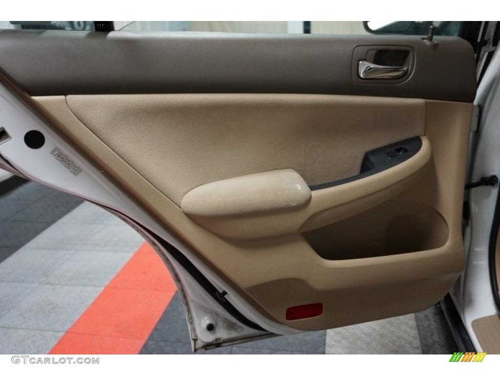2007 Accord Value Package Sedan - Taffeta White / Gray photo #15