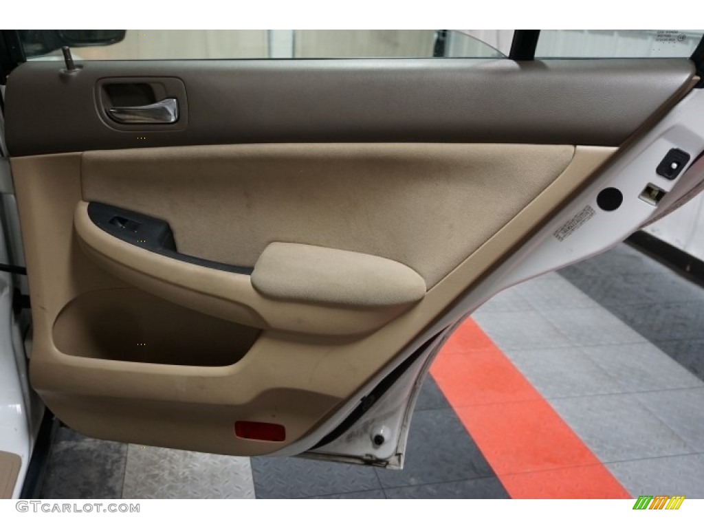 2007 Accord Value Package Sedan - Taffeta White / Gray photo #16