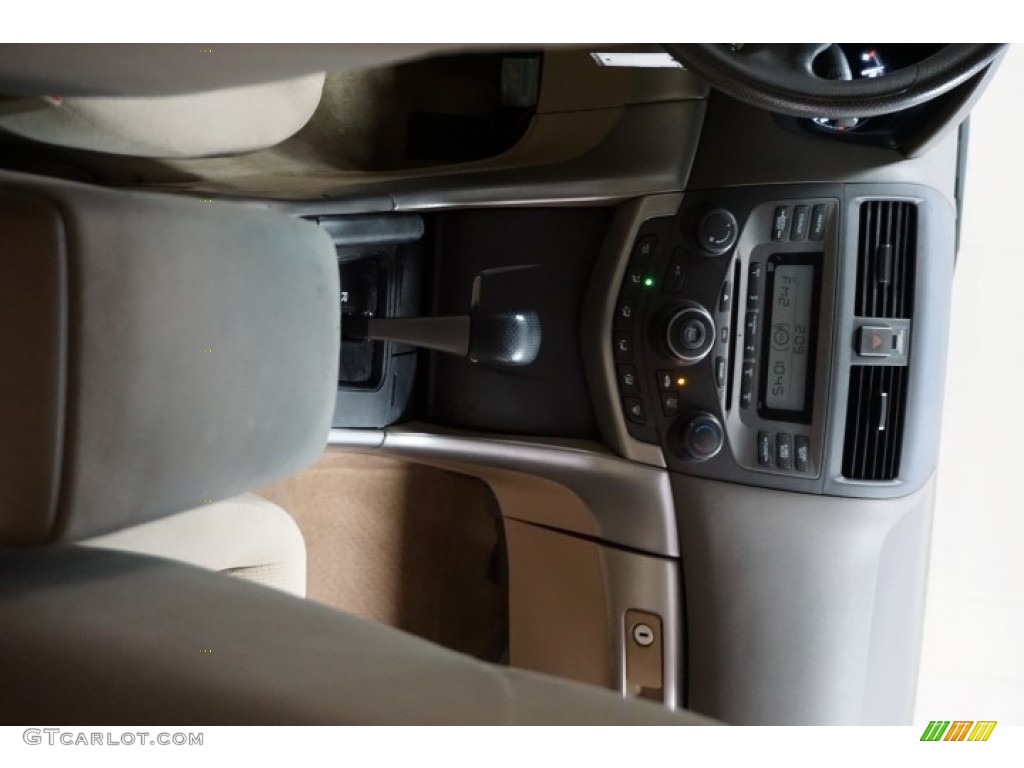 2007 Accord Value Package Sedan - Taffeta White / Gray photo #28