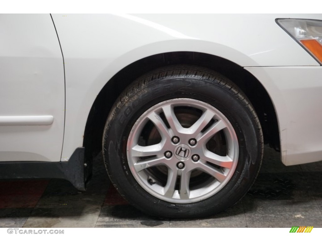 2007 Accord Value Package Sedan - Taffeta White / Gray photo #54